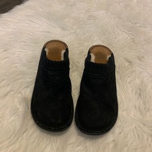 Ugg gael shearling lined clogs mules